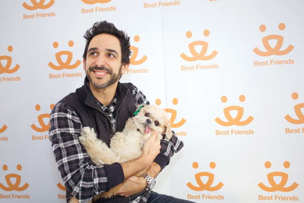 Amir Arison and Marnie. Photo Credit: Best Friends Animal Society.