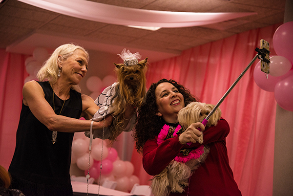 Getting a selfie in before the event begins. The dog that took home Most Photogenic last year, is still loving those pictures. Image via Cheyenne Cohen.