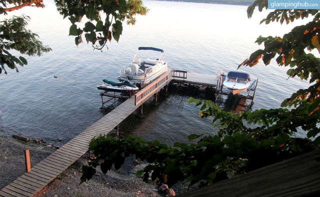 pet-friendly-tree-house-overlooking-cayuga-lake-new-york-2